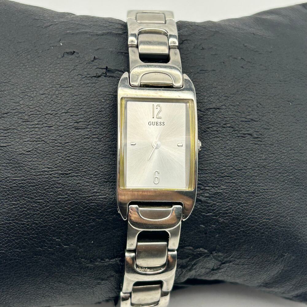 Guess Silver Tone Women’s Watch Working New Battery
